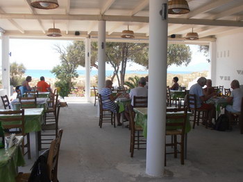 Dolphin Tavern in Plaka Naxos